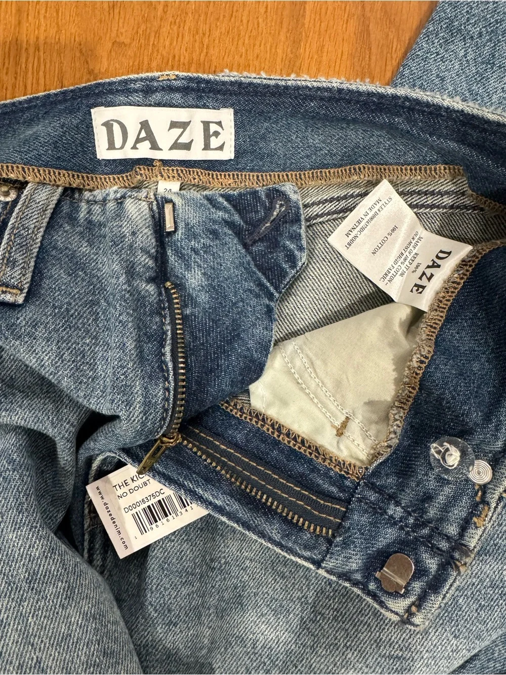 NWT🔖 DAZE Denim Kickback Waistless Palazzo Jeans 24 Wide Leg Indigo - Picture 16 of 16